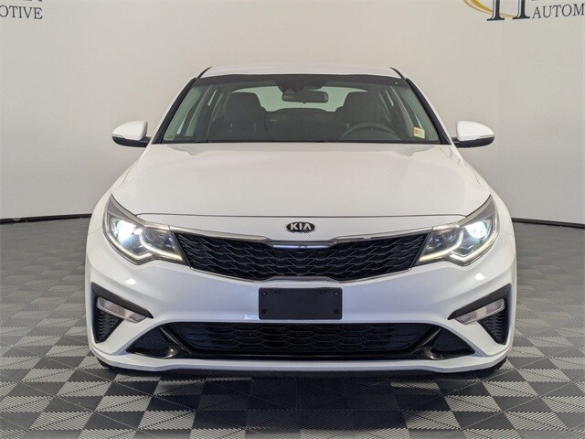 2019 Kia Optima LX photo 2