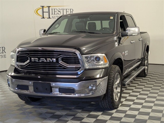 2017 Ram 1500 Limited photo 4