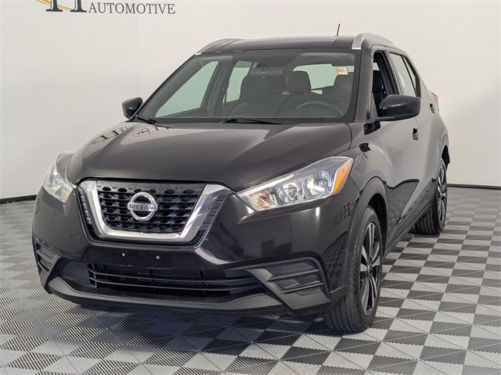 Used 2019 Nissan Kicks SV SUV