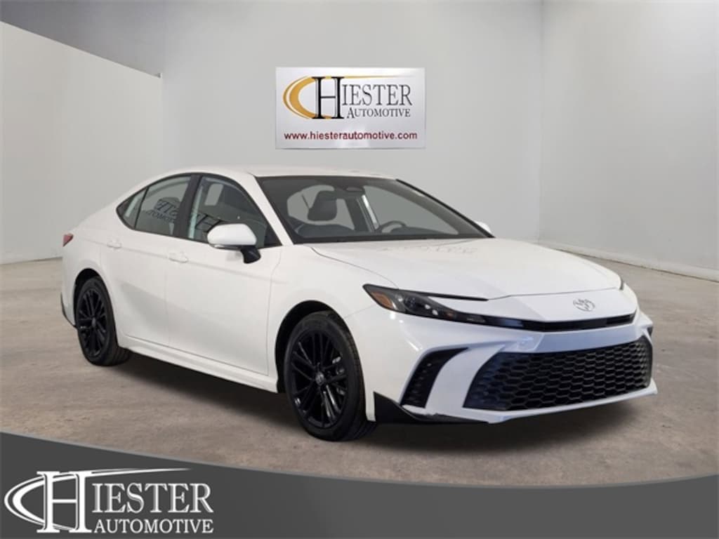 Used 2025 Toyota Camry SE Sedan