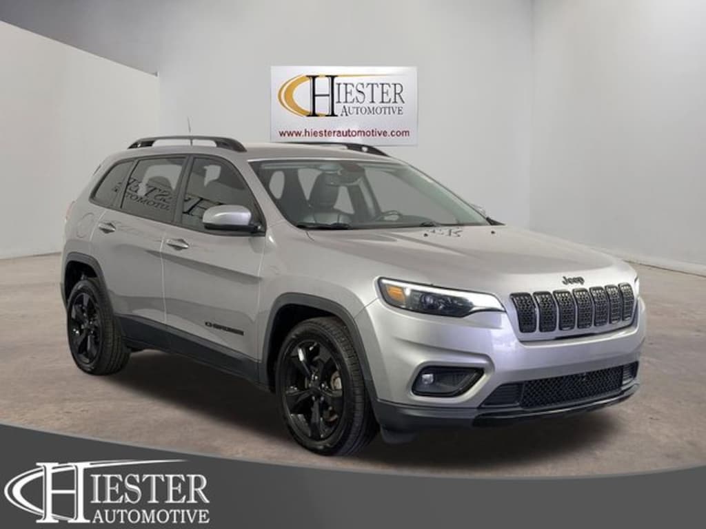 Used 2020 Jeep Cherokee Altitude SUV