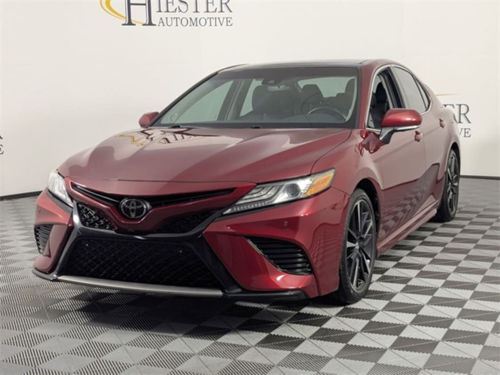 Used 2018 Toyota Camry XSE Sedan