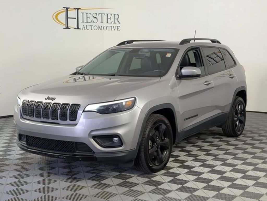 Used 2020 Jeep Cherokee Altitude SUV