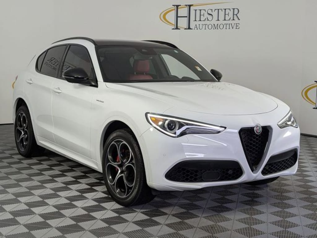 Used 2023 Alfa Romeo Stelvio Veloce SUV