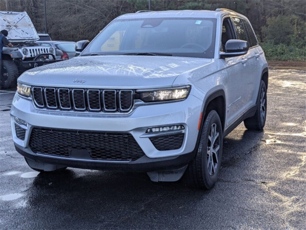 Used 2024 Jeep Grand Cherokee Limited SUV