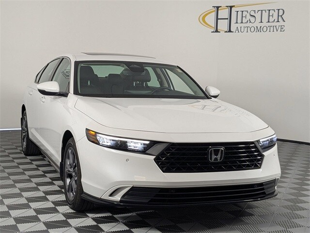 2024 Honda Accord Hybrid EX-L photo 2