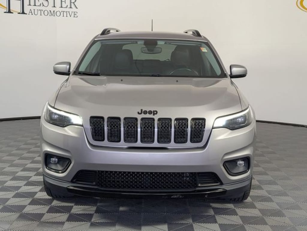 Used 2020 Jeep Cherokee Altitude SUV
