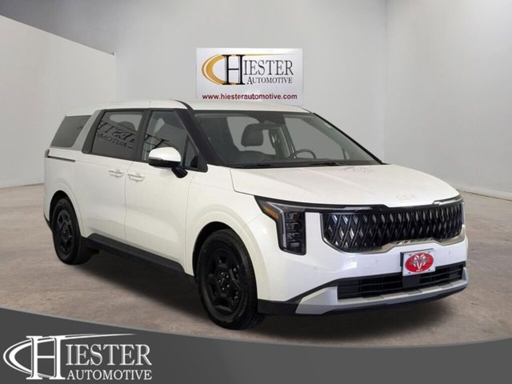 Used 2025 Kia Carnival LXS Minivan/Van