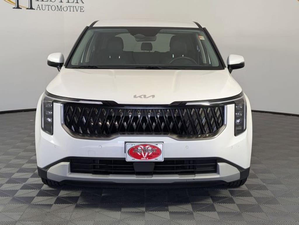 Used 2025 Kia Carnival LXS Minivan/Van