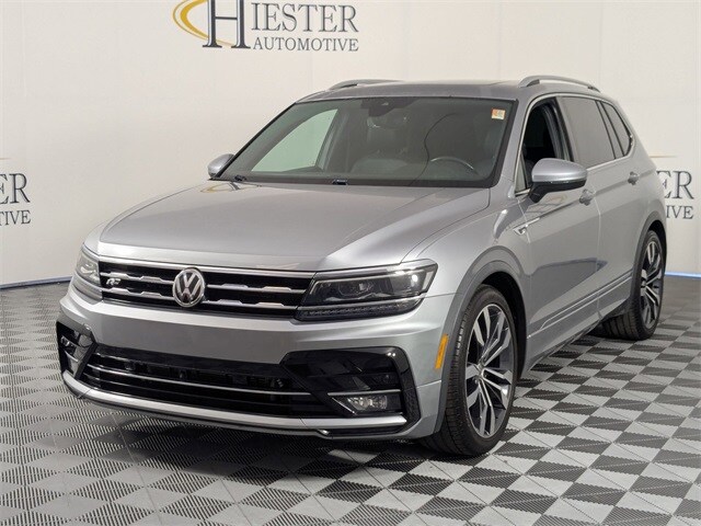 2020 Volkswagen Tiguan SEL Premium R-Line photo 4
