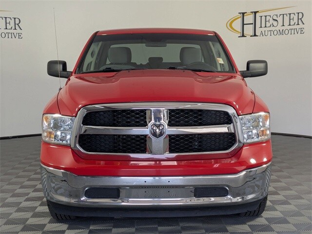 2021 Ram 1500 Classic SLT photo 3