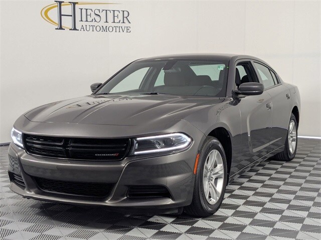 2022 Dodge Charger SXT photo 4
