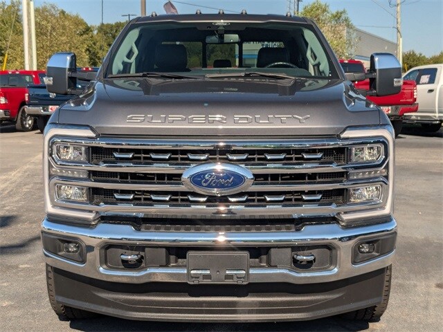 2024 Ford F-350 Lariat photo 2