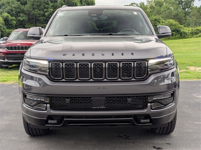 2025 Jeep Wagoneer L Carbide photo 3