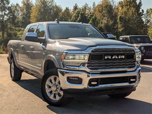2022 Ram 2500 Limited photo 2