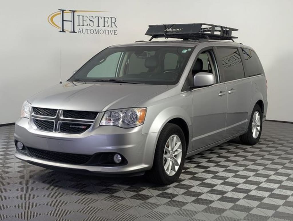 Used 2019 Dodge Grand Caravan SXT Van Passenger Van