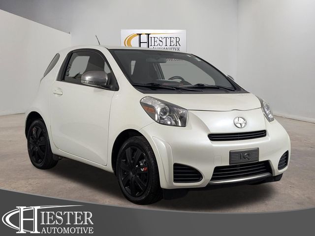 2013 Scion iQ 1.3 CVT's photo