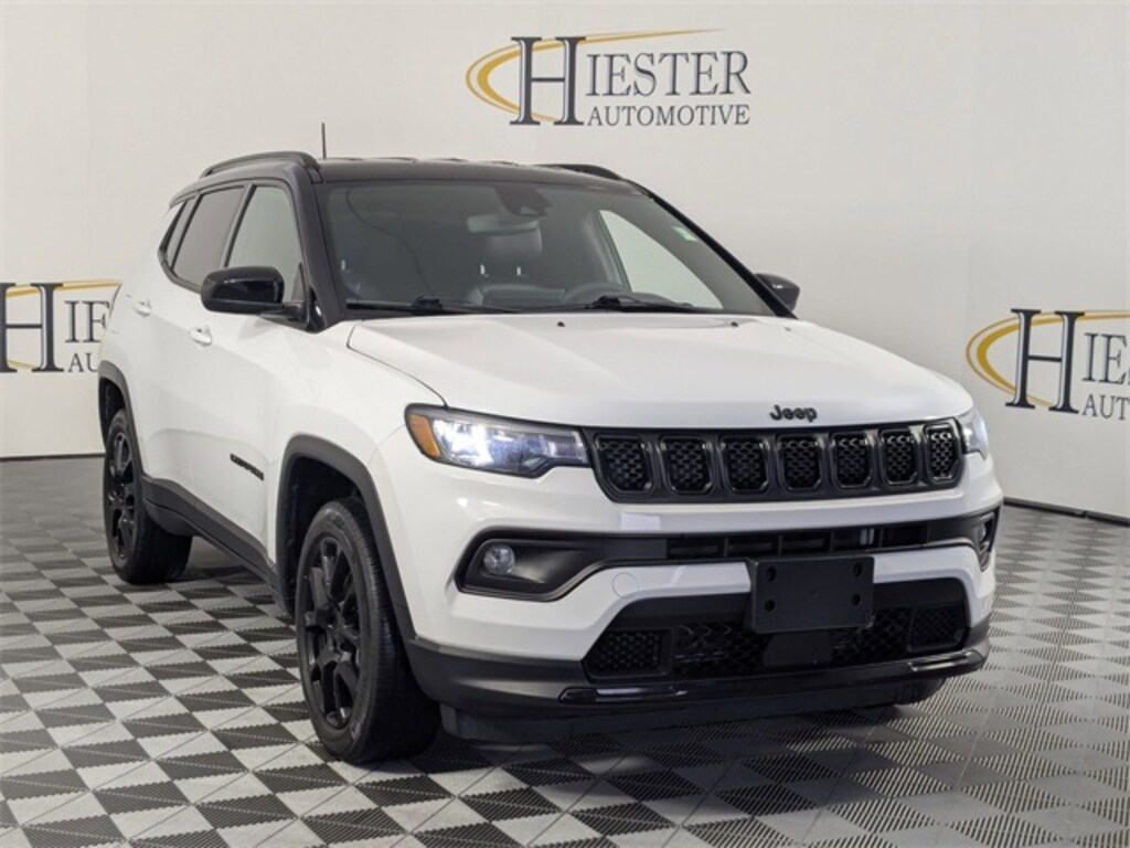 Used 2023 Jeep Compass Altitude SUV