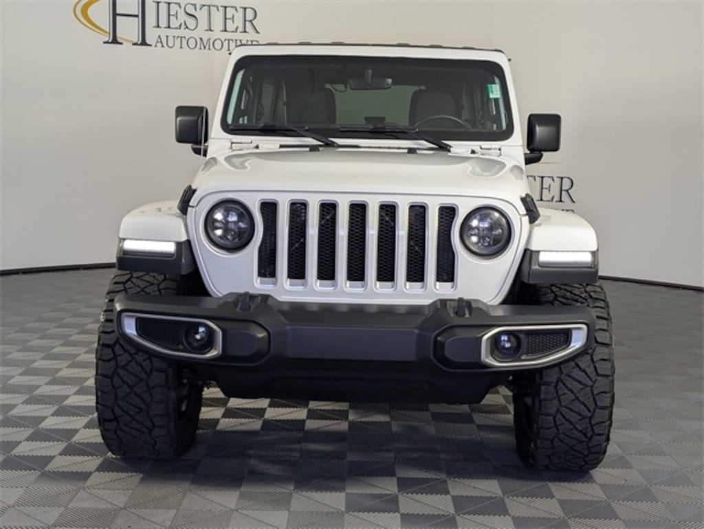 Used 2018 Jeep Wrangler Unlimited Sahara SUV