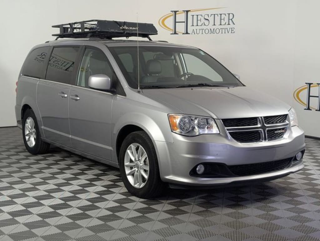 Used 2019 Dodge Grand Caravan SXT Van Passenger Van