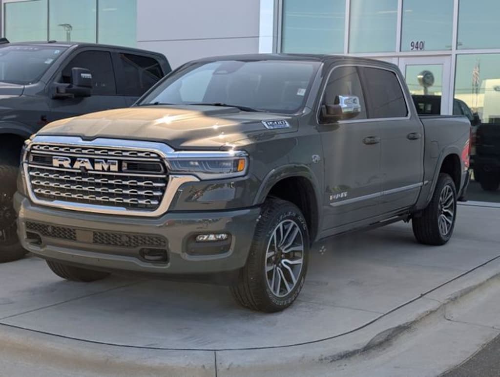 New 2026 Ram 1500 LIMITED CREW CAB 4X4 5'7 BOX Pickup