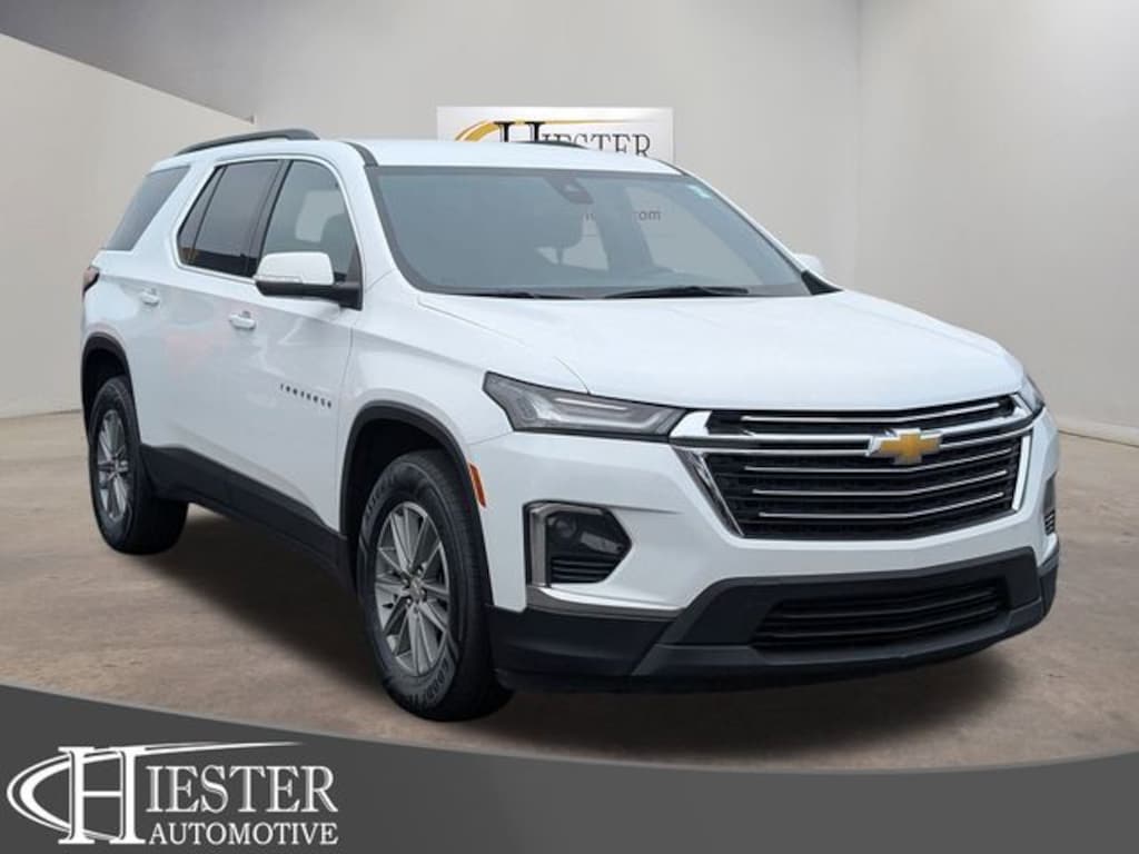 Used 2023 Chevrolet Traverse LT SUV