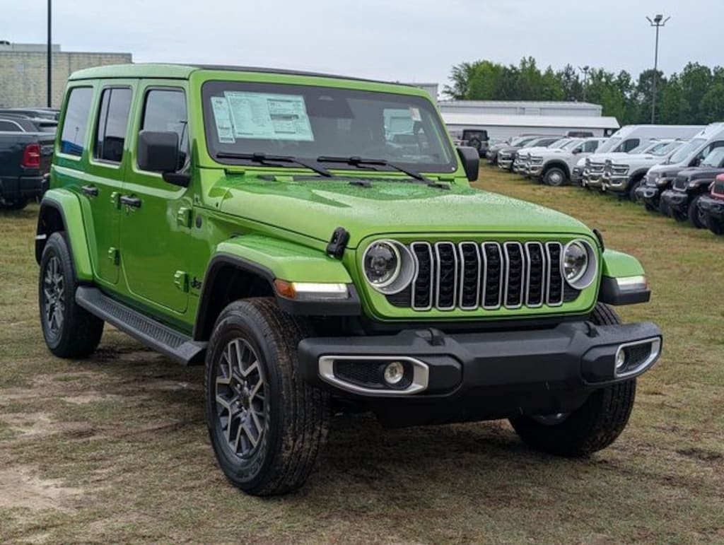 New 2026 Jeep Wrangler 4-DOOR SAHARA Sport Utility