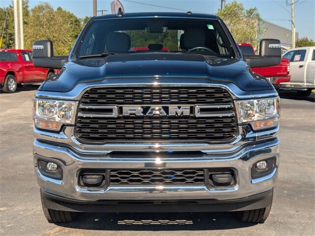 2024 Ram 2500 Big Horn photo 3