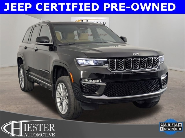 2023 Jeep Grand Cherokee Summit's photo