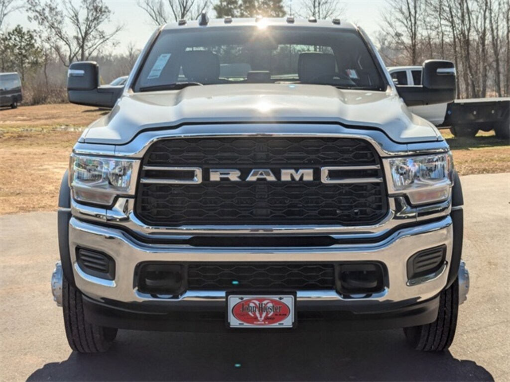 New 2024 Ram 4500 Chassis Cab 4500 TRADESMAN CHASSIS CREW CAB 4X4 84' CA Pickup