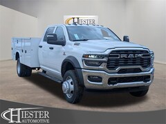 2026 Ram 5500 Chassis Cab TRADESMAN  CREW  4X4 84' CA Pickup