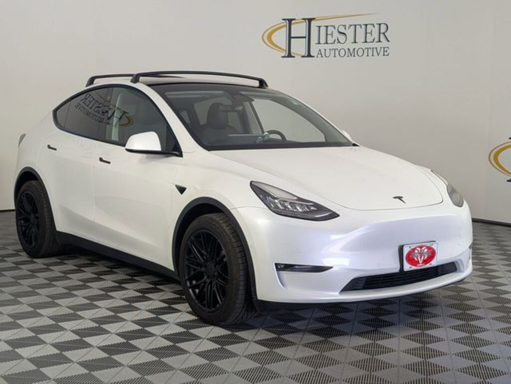 Used 2022 Tesla Model Y Long Range SUV