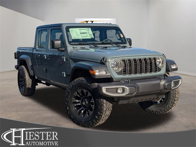 2026 Jeep Gladiator Sport's photo