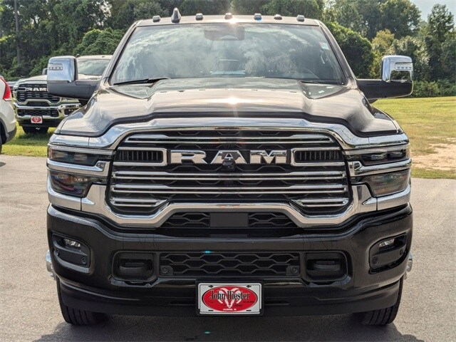 2026 Ram 3500 Laramie photo 4