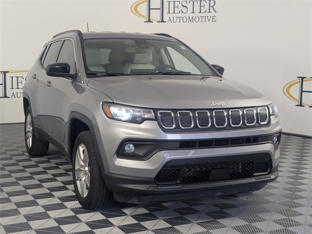 Used 2022 Jeep Compass Latitude with VIN 3C4NJDBB9NT234110 for sale in Lillington, NC
