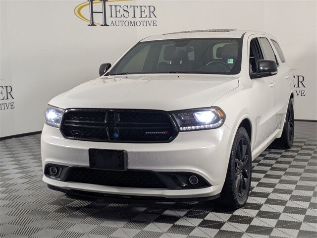 2017 Dodge Durango R/T photo 4