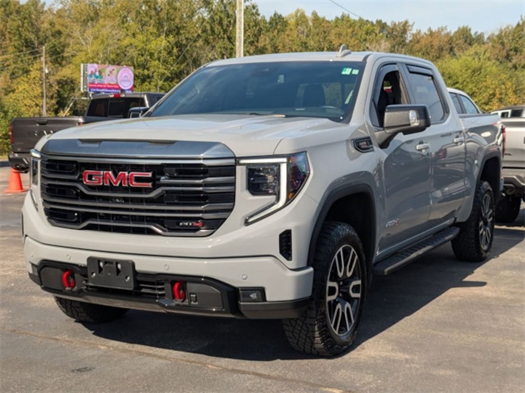Used 2024 GMC Sierra 1500 AT4 Truck Crew Cab