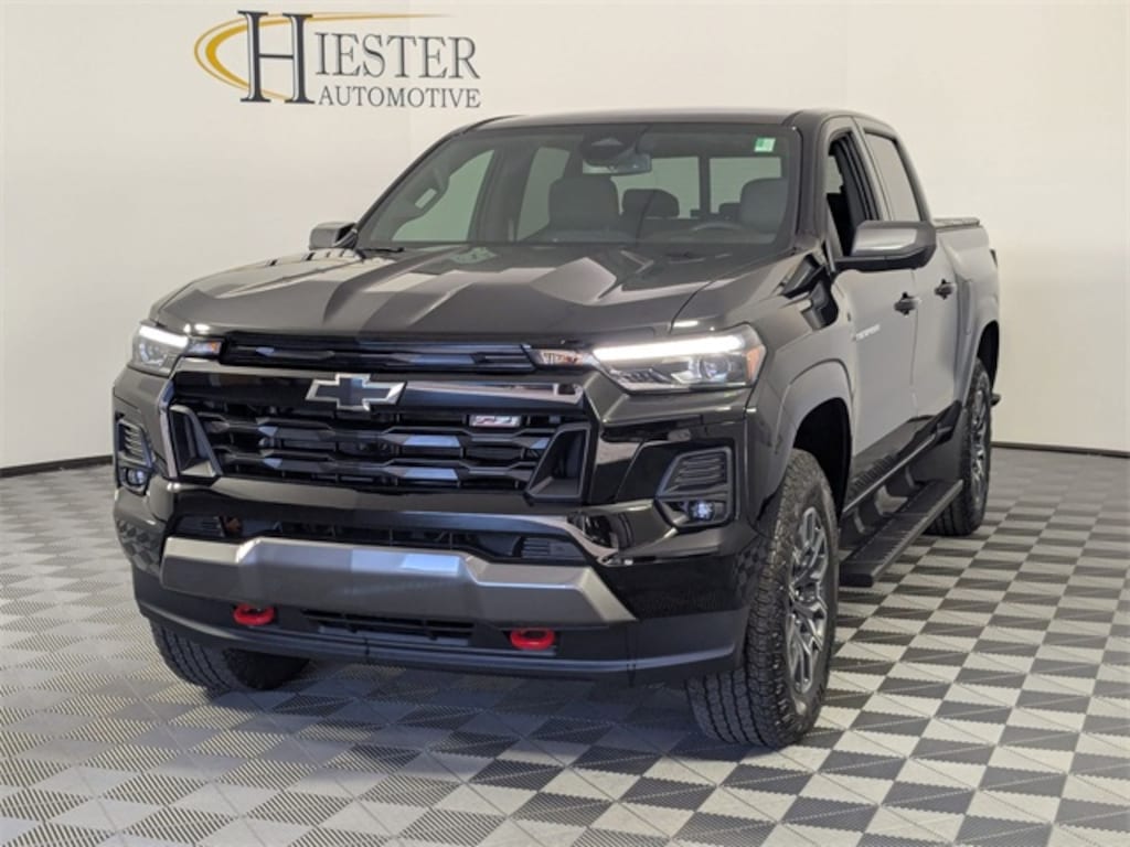 Used 2025 Chevrolet Colorado Z71 Truck Crew Cab