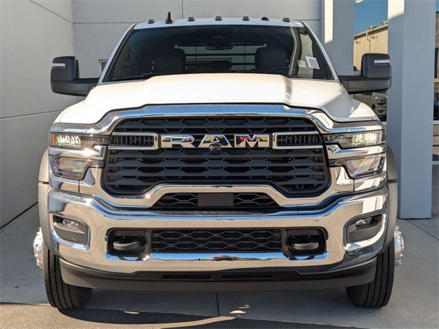 2026 Ram 4500 Tradesman photo 3