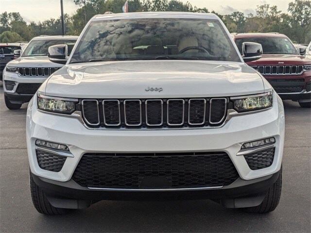 2025 Jeep Grand Cherokee Limited photo 2