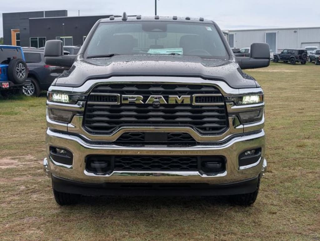New 2026 Ram 3500 TRADESMAN CREW CAB 4X4 8' BOX Pickup