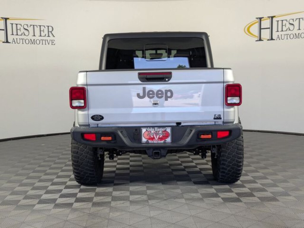 Used 2022 Jeep Gladiator Mojave Truck Crew Cab