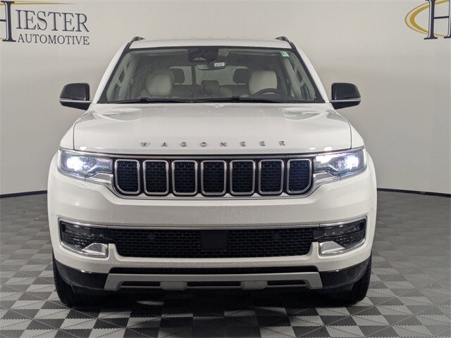 2024 Jeep Wagoneer L Series II photo 3