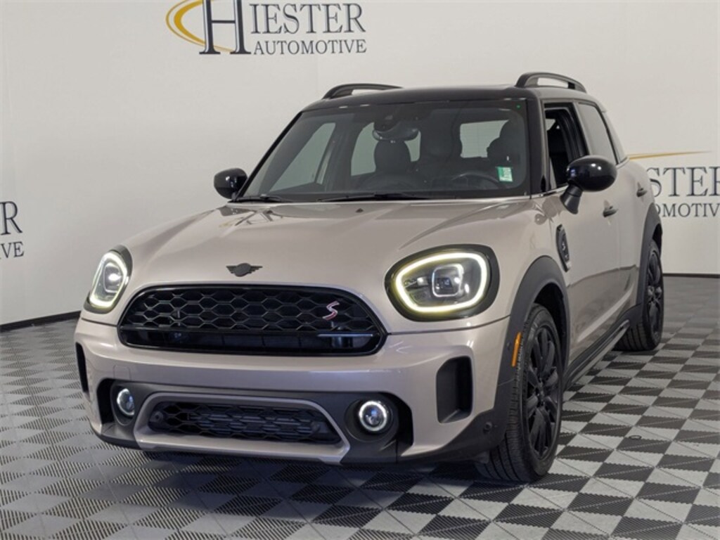Used 2024 MINI Countryman Iconic SUV