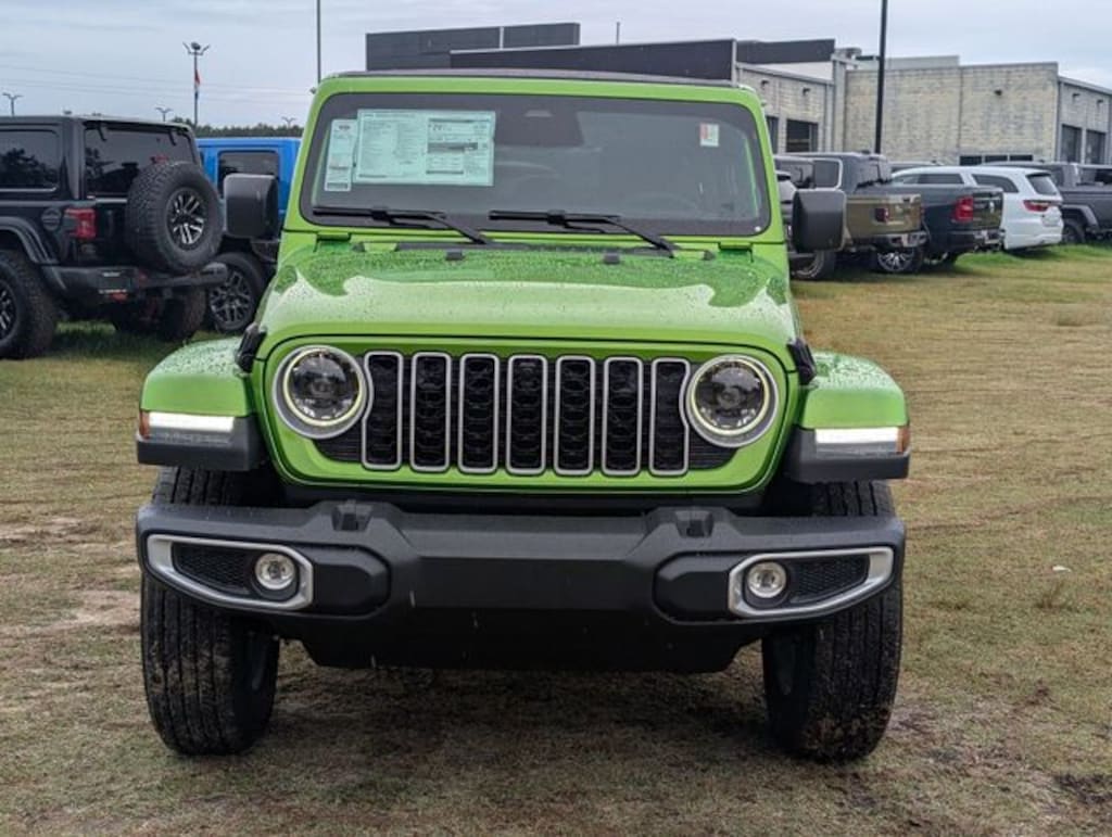 New 2026 Jeep Wrangler 4-DOOR SAHARA Sport Utility