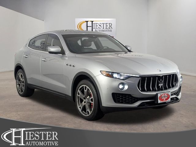 2018 Maserati Levante Levante's photo