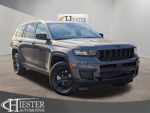 2025 Jeep Grand Cherokee L Altitude's photo