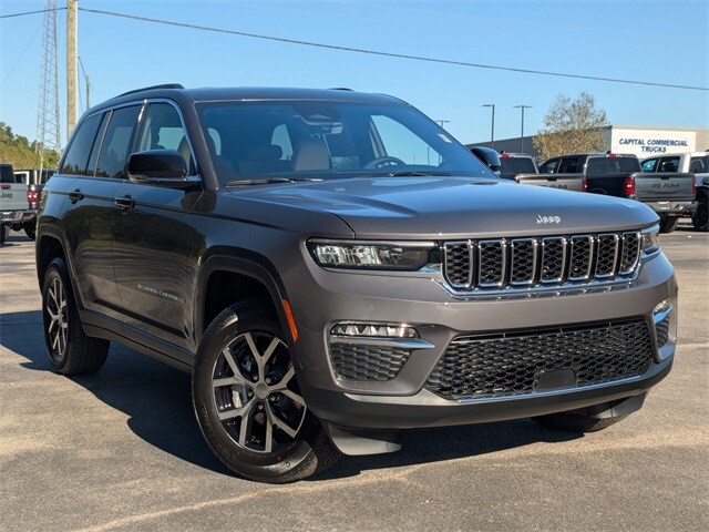 2025 Jeep Grand Cherokee Limited photo 2
