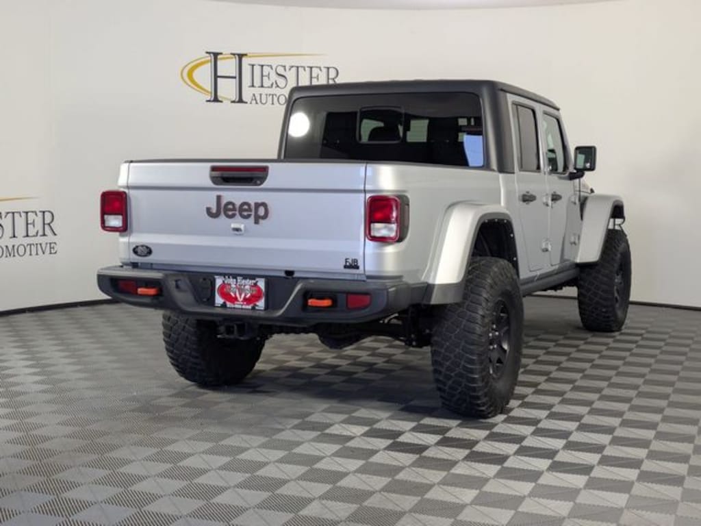 Used 2022 Jeep Gladiator Mojave Truck Crew Cab