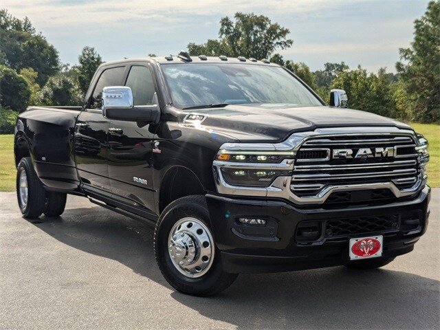 2026 Ram 3500 Laramie photo 2